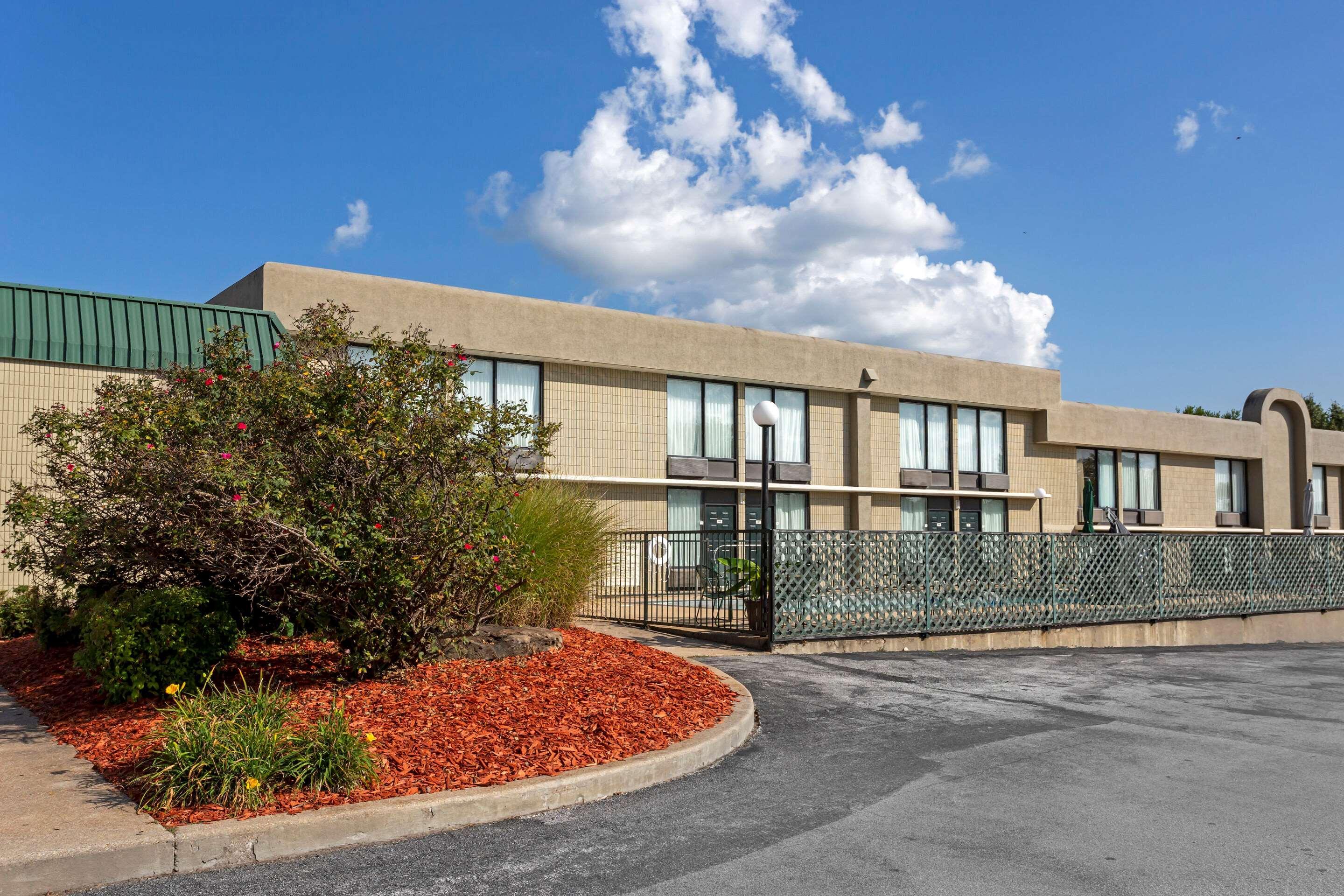 Quality Inn Harrison North Exterior photo